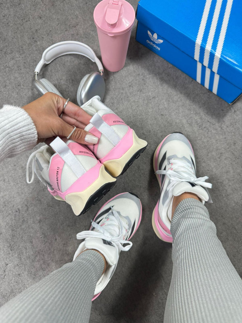 Adizero: Estilo e Desempenho em Tons de Cinza e Rosa (FRETE GRÁTIS)