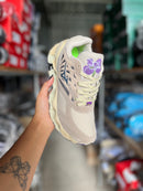 Tênis Flor de Lótus - Bege e Preto (Frete Grátis)