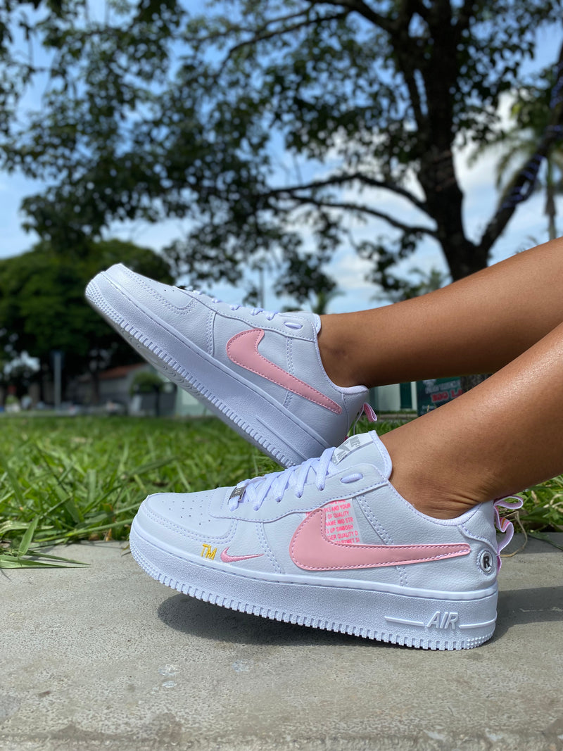 Tênis Air Force Off Cano Baixo - Branco com Rosa