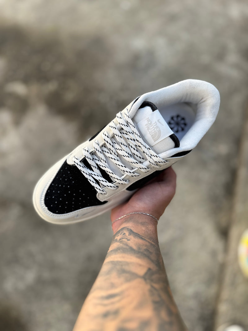 Tênis Dunk SB Explorer PREMIUM - Preto e Branco (Frete Grátis)
