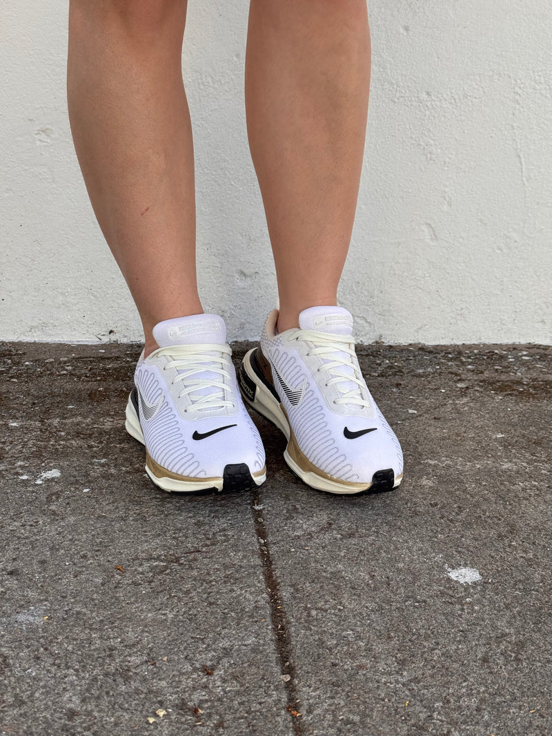 Tênis Zoom Invincible Run 3 PREMIUM - Conforto Imbatível (Frete Grátis)