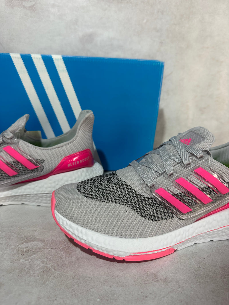 Tênis Ultraboost 21 - Performance e Estilo (Frete Grátis)