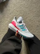 Tênis Ultraboost 21