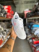 Tênis Air Force Off Cano Baixo - Branco com Rosa