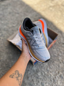 Tênis More V4 - Máximo Conforto (Frete Grátis)