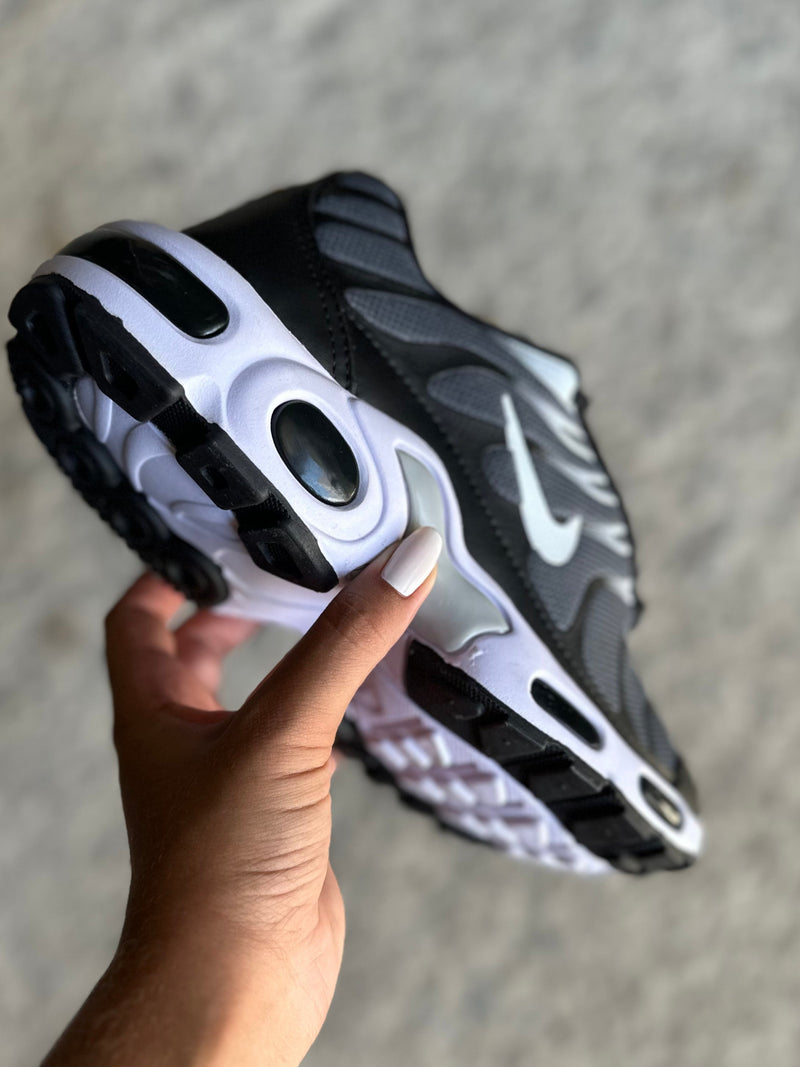 Tênis TN Plus - Estilo Inconfundível (Frete Grátis)