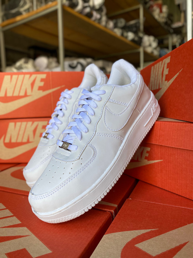 Air Force One: O Ícone das Ruas em Cores Clássicas