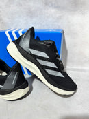 Adizero: Leveza e Desempenho em Cada Passo (FRETE GRÁTIS)