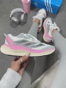 Adizero: Estilo e Desempenho em Tons de Cinza e Rosa (FRETE GRÁTIS)